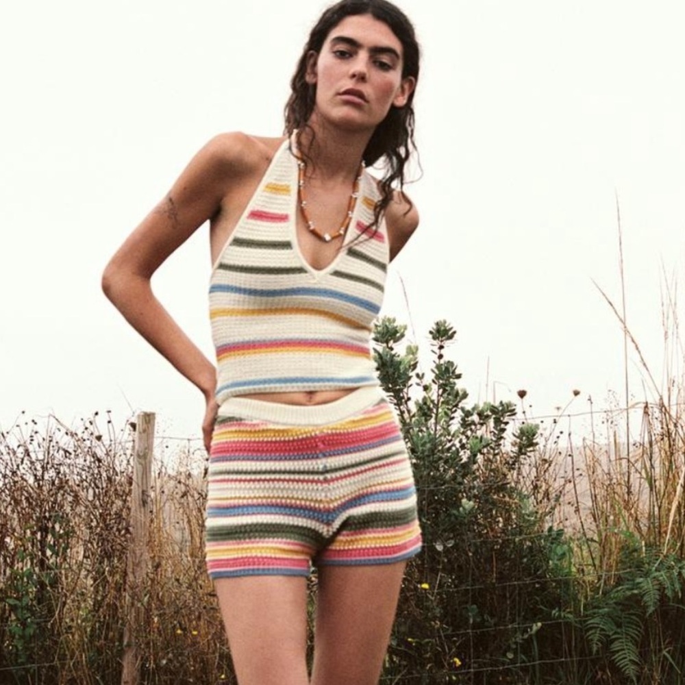 Spring /summer 🌺 NEW ! Zara Rainbow Crochet
Halter Top - S and M